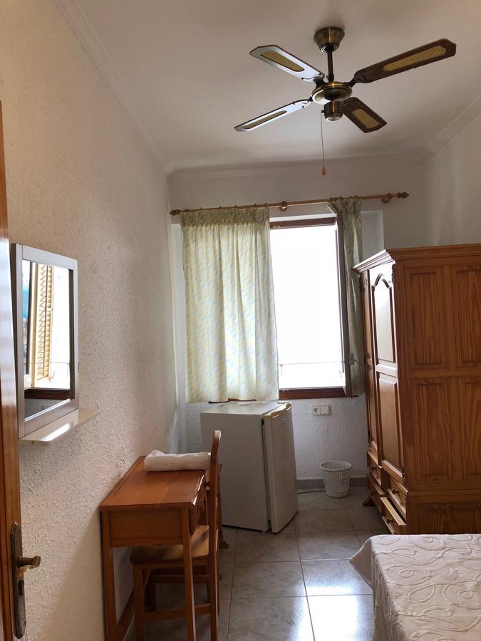 Gasthof Casa De Huespedes El Almendro 4*